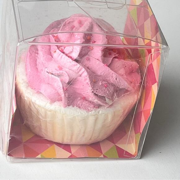 Bath Fizzy Rainbow  Bubble Sherbet Cupcake Bath Time Accessories  New in Box - Picture 6 of 7